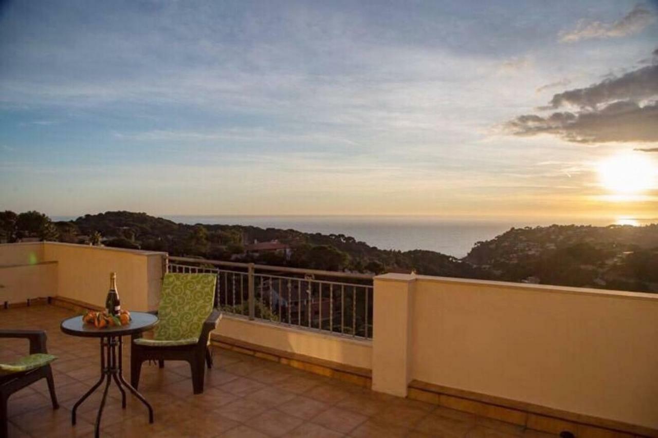 Luxury Villa Vista Del Mar Лорет де Мар Екстериор снимка